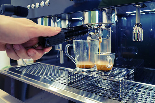 Кофемашина рожковая автоматическая Quality Espresso FUTURMAT OTTIMA EVO 2G белый, выс.гр., подсветка