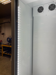 Шкаф холодильный Frigoglass Super 8 FFD (сер.корпус,бел.кабинет,сер.рамка дв.,2Led,6полок,6ЦД,премиум дв.)